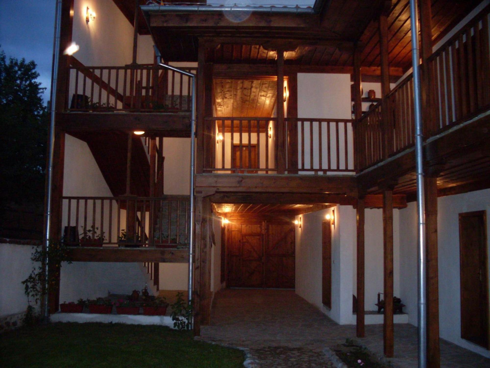 מלון קלופר Tsutsovi House מראה חיצוני תמונה